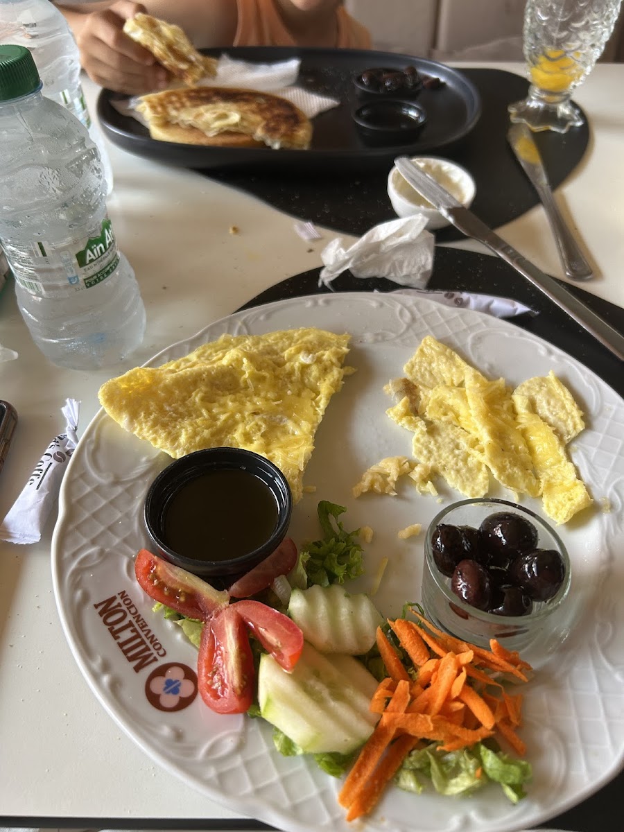 Lina's : Coffee & Glacier-4